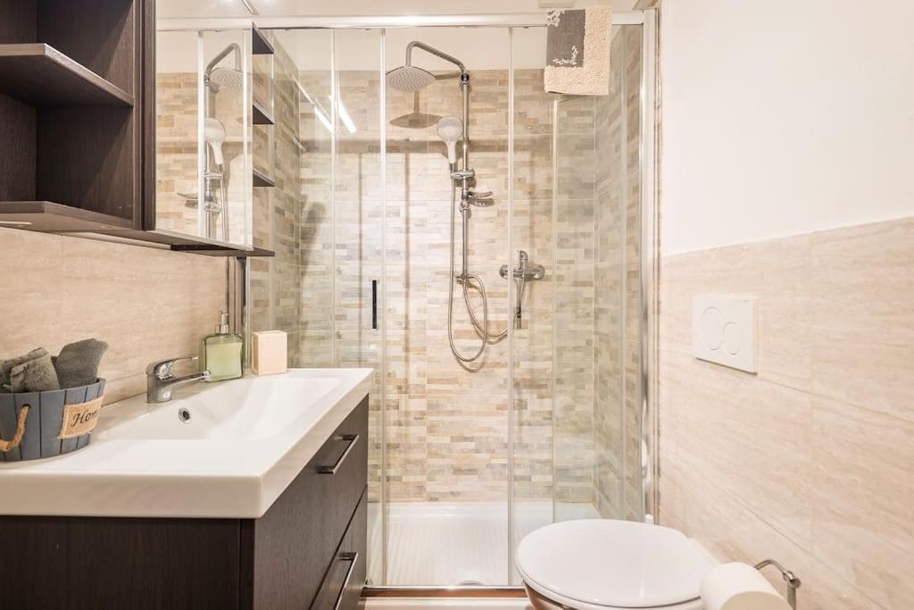 Dalu Florence Apartment Davide - Private Car Park 15 Minutes To The City Center Bagian luar foto