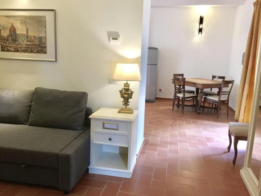 Dalu Florence Apartment Davide - Private Car Park 15 Minutes To The City Center Bagian luar foto