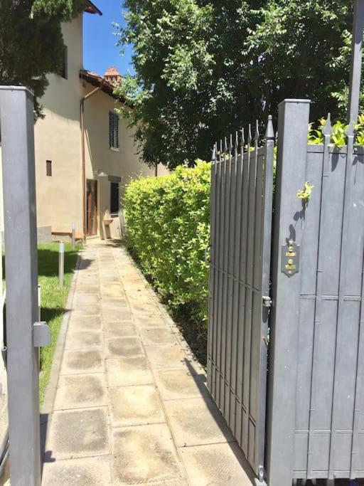 Dalu Florence Apartment Davide - Private Car Park 15 Minutes To The City Center Bagian luar foto